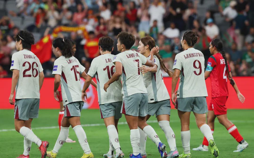 爱游戏入口-虽胜犹耻！中国女足2-0孟加拉国，被批：除了身高其他优势不明显