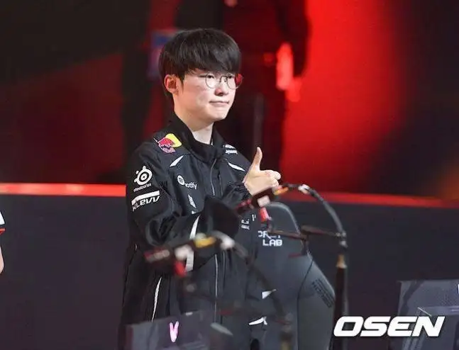 爱游戏在线-Faker：背靠背会带来一些挑战，个人状态还有很大的提升空间